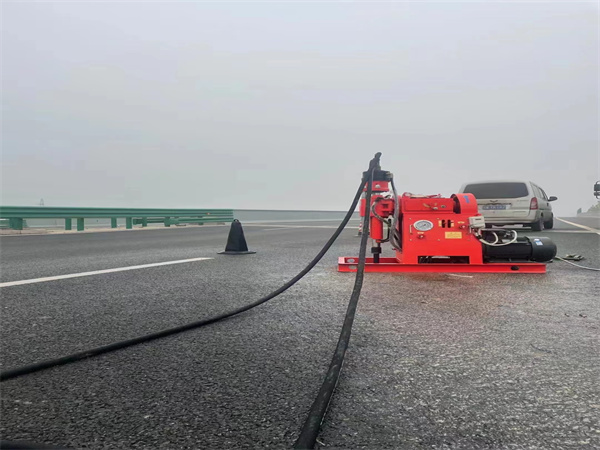 微山马路路基路面开裂下沉注浆加固灌浆